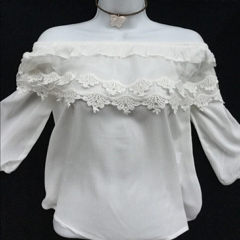 Ambiance Cold ‎ Off Shoulder White Blouse Color White Ivory Size Small
